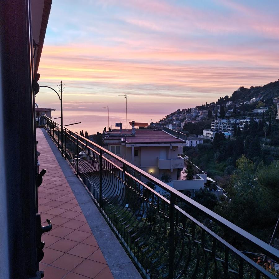 La Perla Lägenhet Taormina Exteriör bild
